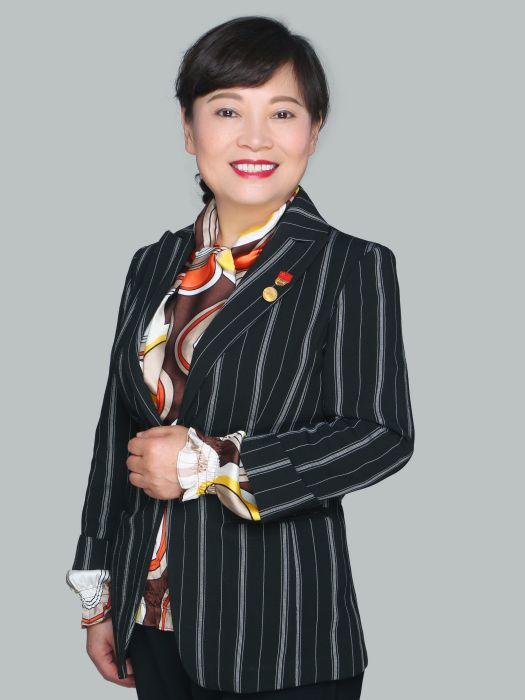 楊再英(貴州太升商業管理集團有限公司董事長) 楊再英(貴州太升商業管理集團有限公司董事長)