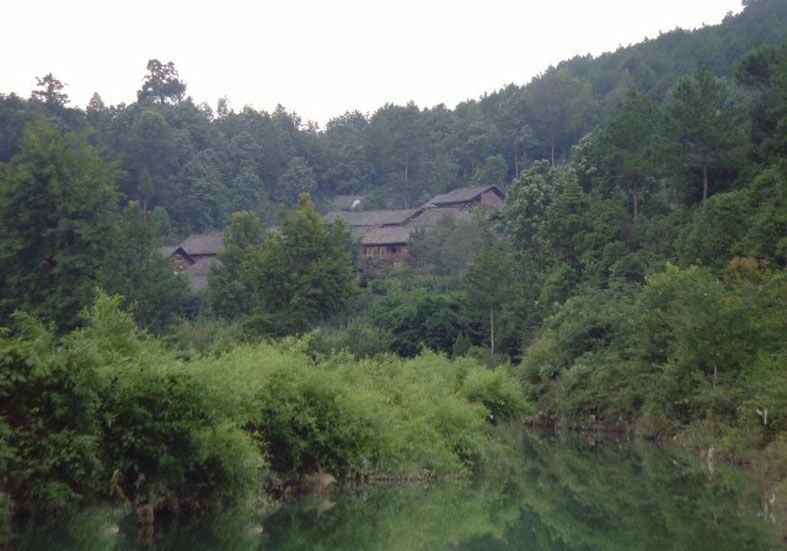 空烈村 空烈村