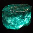 綠寶石(綠色矽酸鹽礦物)