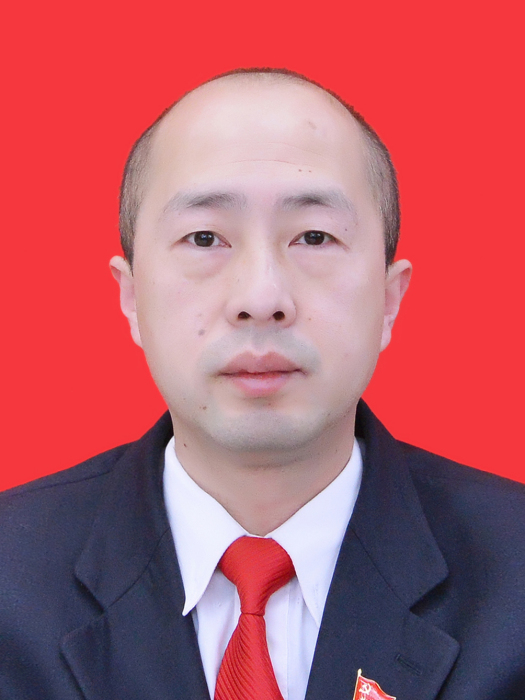 肖鋒(四川省眉山市東坡區委辦公室副主任) 肖鋒(四川省眉山市東坡區委辦公室副主任)