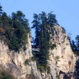 天水石門山 天水石門山