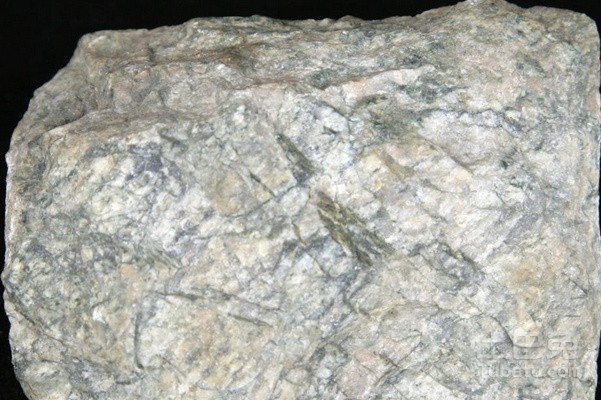 石英岩礦床