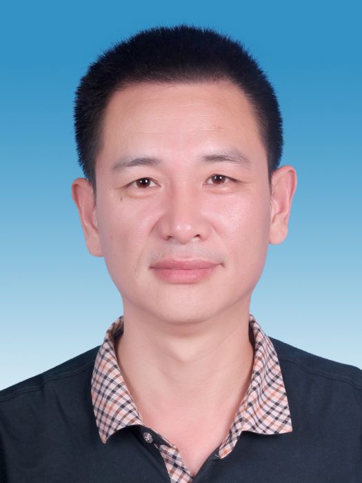 王金鵬(山東省德州市德城區行政審批服務局黨組成員、副局長) 王金鵬(山東省德州市德城區行政審批服務局黨組成員、副局長)