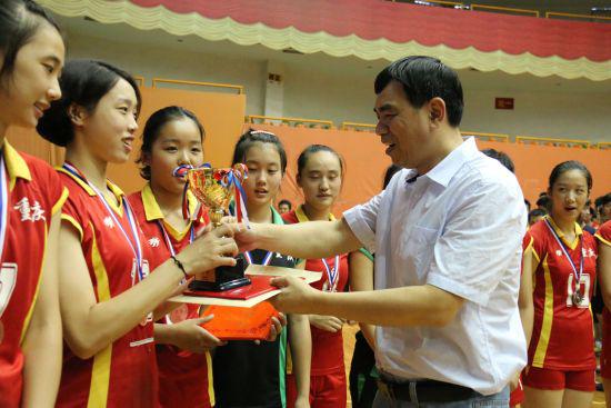 重慶市巴蜀中學校女排獲得季軍