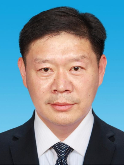 董興群 董興群