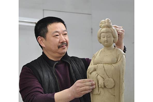 林建勝(中國工藝美術大師)
