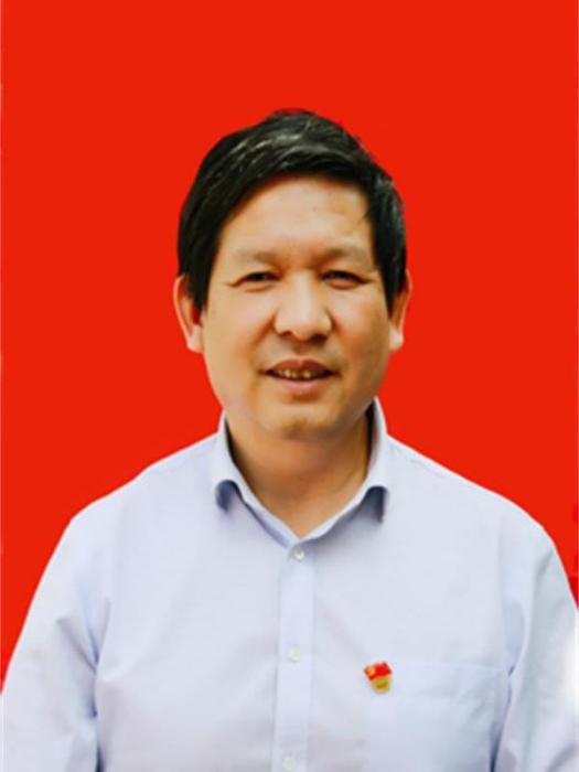 楊寶生(楚雄州委教育工委委員,三級調研員) 楊寶生(楚雄州委教育工委委員,三級調研員)