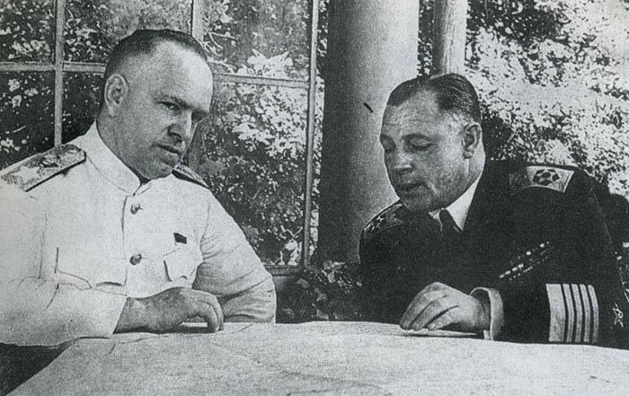 蘇聯陸海軍兩巨頭朱可夫和庫茲涅佐夫