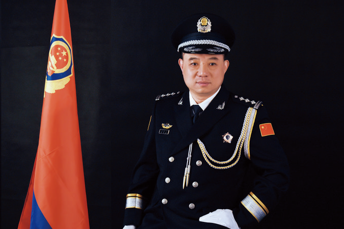 郭偉民(福州市公安局刑事偵查支隊原政委) 郭偉民(福州市公安局刑事偵查支隊原政委)