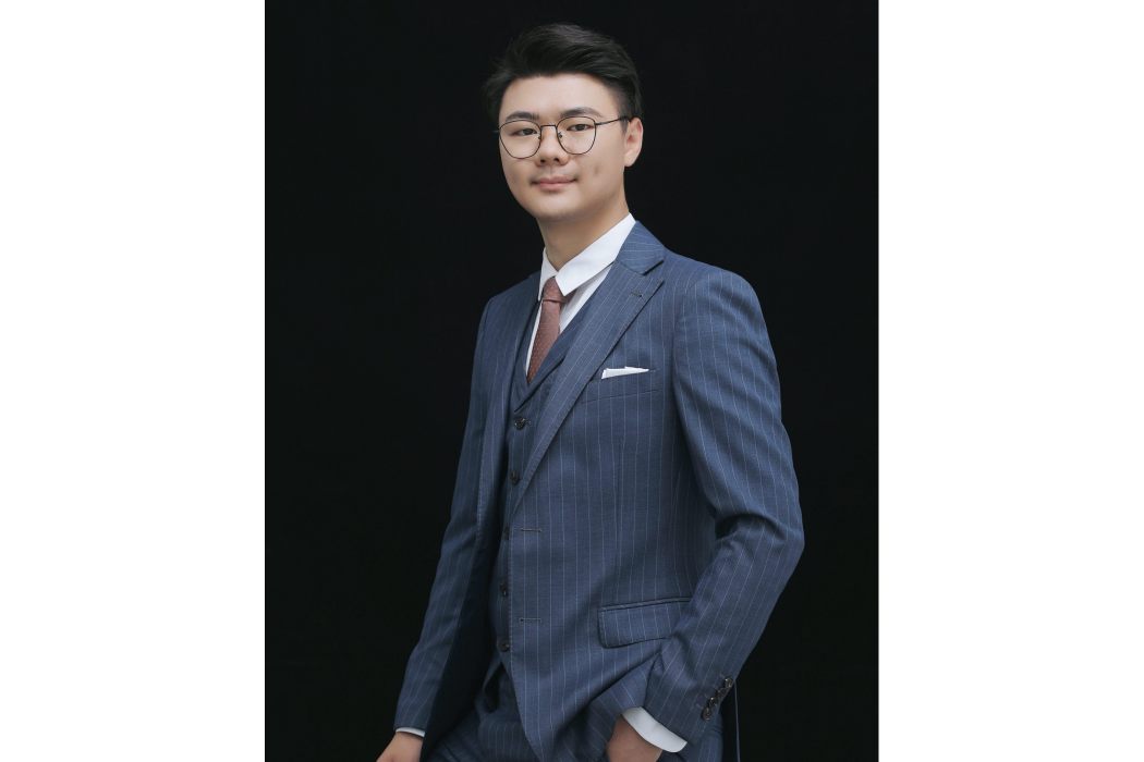 何文珍(未圓湖文化執行董事) 何文珍(未圓湖文化執行董事)