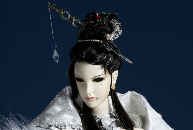 胡楊淚(霹靂布袋戲虛擬人物) 胡楊淚(霹靂布袋戲虛擬人物)