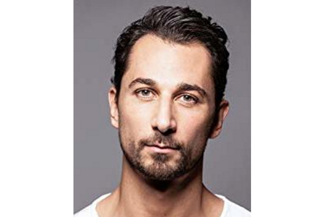 Daron Yates
