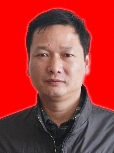 徐輝(涼山州自然資源局原黨組成員、總規劃師) 徐輝(涼山州自然資源局原黨組成員、總規劃師)