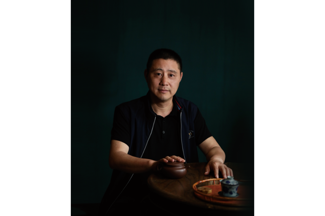 范衛(高級工藝美術師,高級鄉村振興技藝師) 范衛(高級工藝美術師,高級鄉村振興技藝師)