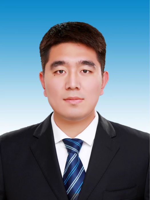 呂帥(遼寧省營口市站前區政府辦公室黨組書記、主任) 呂帥(遼寧省營口市站前區政府辦公室黨組書記、主任)