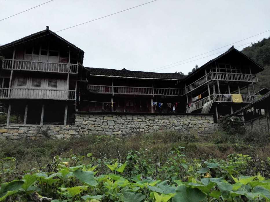 斯毛村 斯毛村