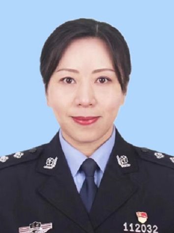 金怡(江蘇省鎮江市公安局京口分局刑警大隊刑事科學技術室警務技術四級主任) 金怡(江蘇省鎮江市公安局京口分局刑警大隊刑事科學技術室警務技術四級主任)