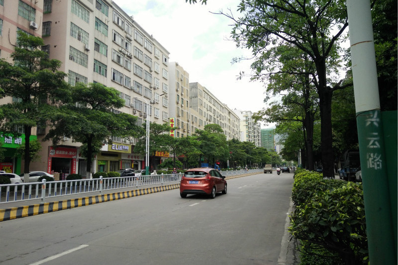 興雲路(廣州市白雲區興雲路) 興雲路(廣州市白雲區興雲路)