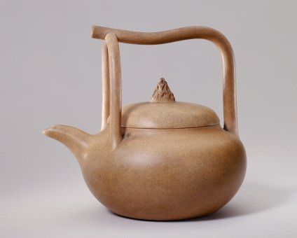 清乾隆紫砂提梁壺(紫砂提梁壺) 清乾隆紫砂提梁壺(紫砂提梁壺)