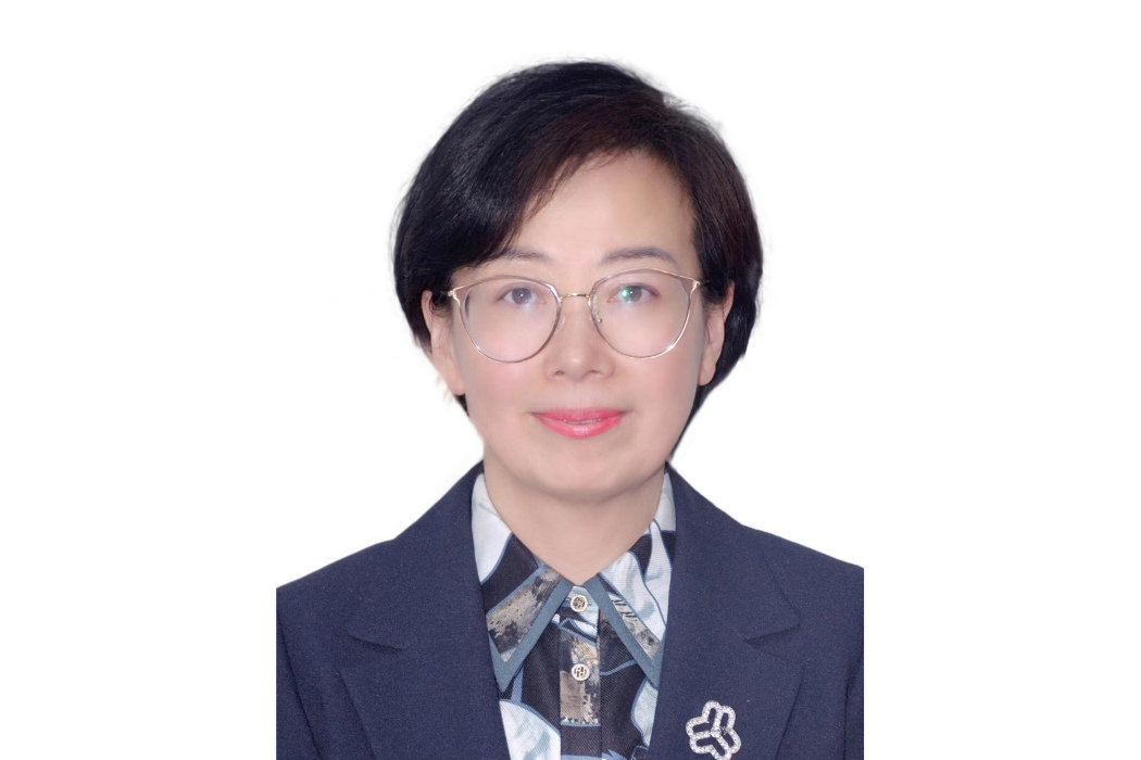 柏英(黑龍江省婦女聯合會副主席、黨組成員) 柏英(黑龍江省婦女聯合會副主席、黨組成員)
