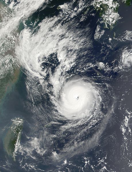 2001年颱風“百合”衛星雲圖（1）