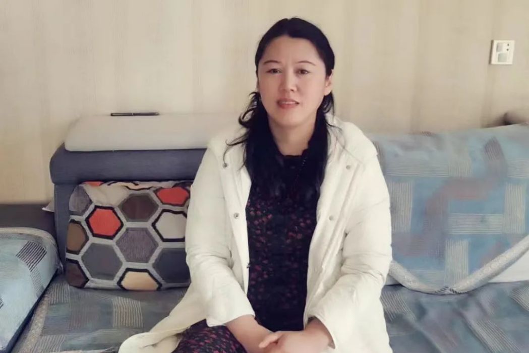 王娜欣 王娜欣