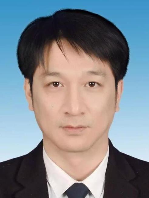 徐立(浙江省平湖市委教育工委副書記、教育工作領導小組秘書組組長,市教育局黨委書記、局長) 徐立(浙江省平湖市委教育工委副書記、教育工作領導小組秘書組組長,市教育局黨委書記、局長)