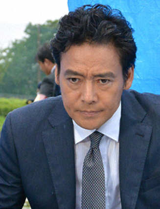 脅崎智史