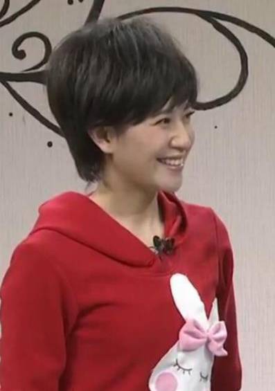 新房(2011年蔡明、劉威等在央視春晚表演的小品) 新房(2011年蔡明、劉威等在央視春晚表演的小品)