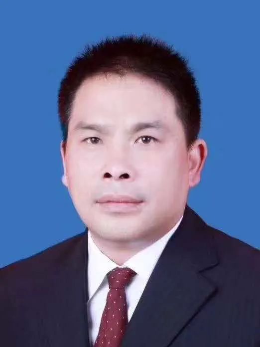楊榮(貴州省江口縣紀委縣監委原專職紀檢監察員) 楊榮(貴州省江口縣紀委縣監委原專職紀檢監察員)