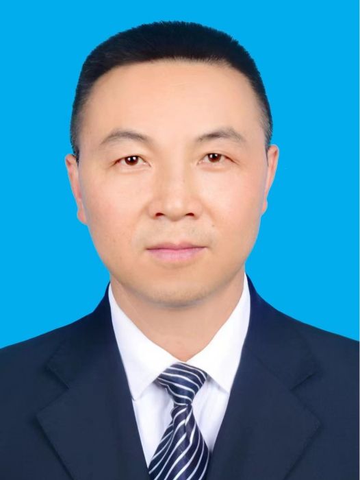 劉永江(貴州省安順市西秀區人力資源和社會保障局黨組成員、副局長) 劉永江(貴州省安順市西秀區人力資源和社會保障局黨組成員、副局長)