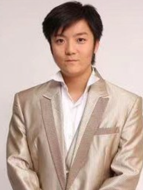 張赫(配音演員) 張赫(配音演員)