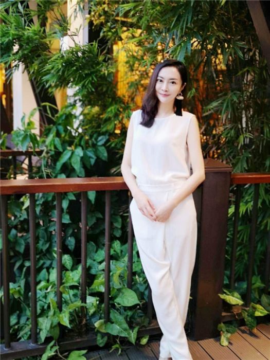 張丹(江蘇中油能源集團有限公司董事) 張丹(江蘇中油能源集團有限公司董事)