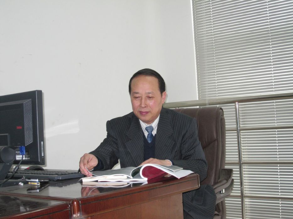 黃文龍(中國藥科大學科技處處長) 黃文龍(中國藥科大學科技處處長)