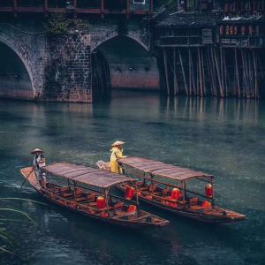 湘西土家族苗族自治州鳳凰古城旅遊區(鳳凰古城（湖南省湘西州的國家5A級旅遊景區）)