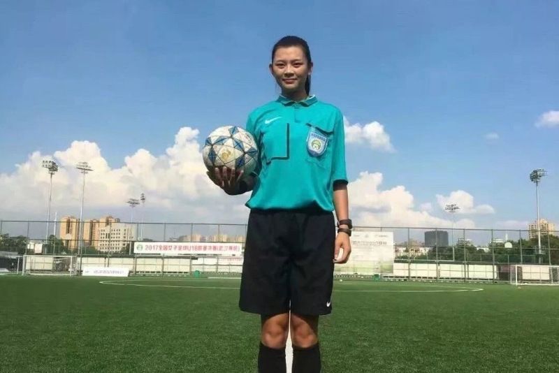 陳婷婷(中國女子足球裁判員) 陳婷婷(中國女子足球裁判員)