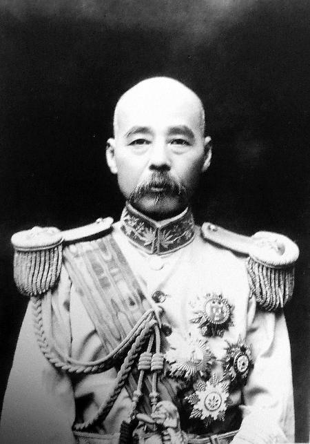 彰德秋操中擔任總參議的馮國璋