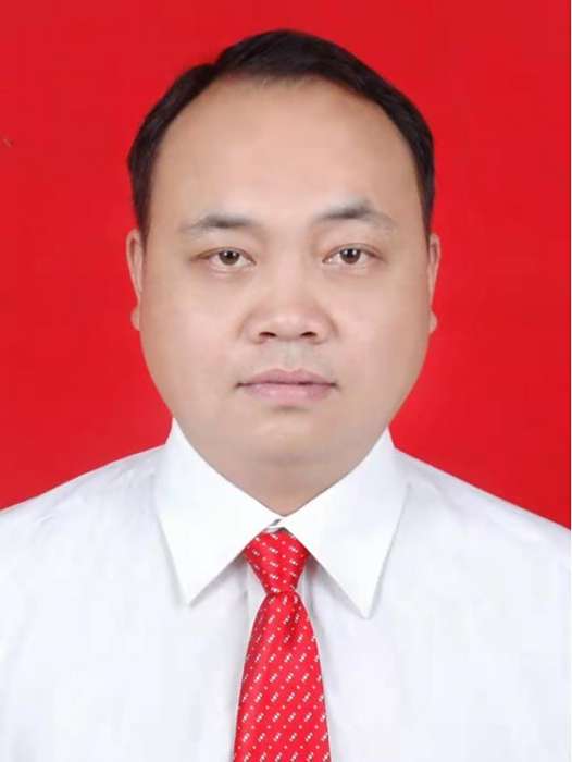 羅翔(江西省吉安市萬安縣人力資源和社會保障局黨組成員、副局長) 羅翔(江西省吉安市萬安縣人力資源和社會保障局黨組成員、副局長)
