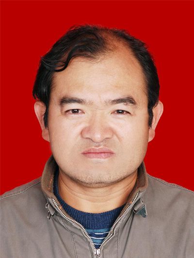李紹剛(貴州省畢節市大方縣國土資源局不動產登記中心主任) 李紹剛(貴州省畢節市大方縣國土資源局不動產登記中心主任)