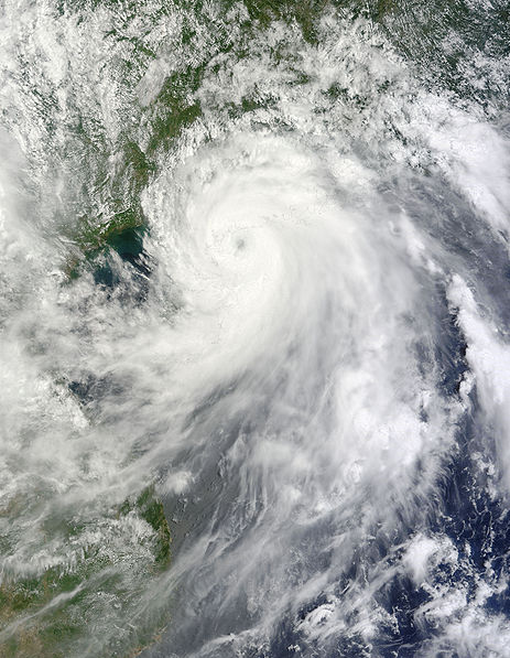 颱風燦都衛星雲圖