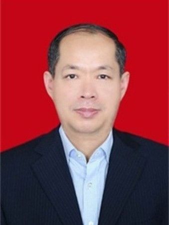 王偉東(吉林省長春市委老幹部局副局長) 王偉東(吉林省長春市委老幹部局副局長)