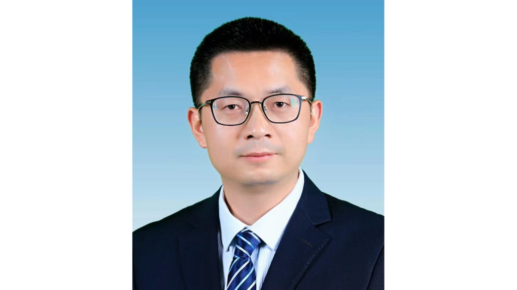 李闖農 李闖農