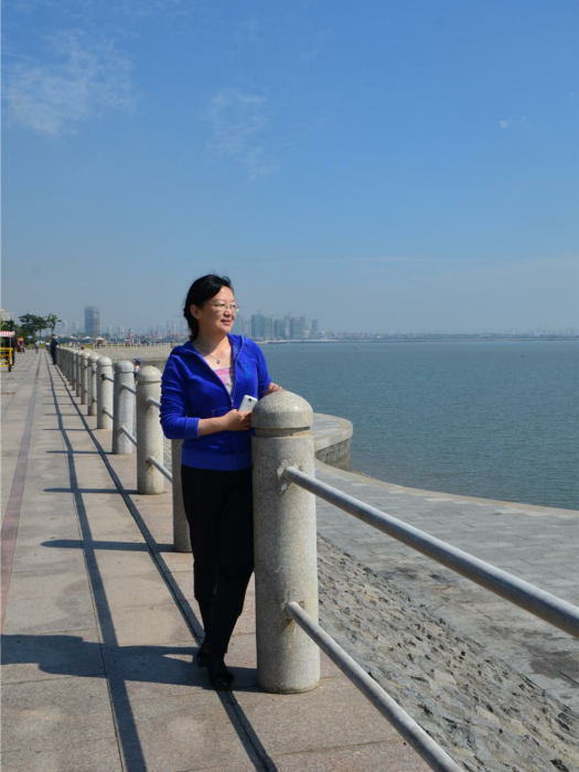 廉麗姝 廉麗姝