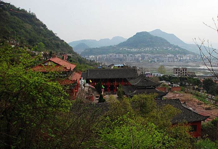 盛山 盛山