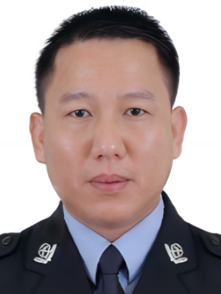 龐興(廣東省肇慶高新區黨工委委員、黨工委政法委第一副書記,肇慶市公安局大旺分局黨委書記、局長、督察長) 龐興(廣東省肇慶高新區黨工委委員、黨工委政法委第一副書記,肇慶市公安局大旺分局黨委書記、局長、督察長)