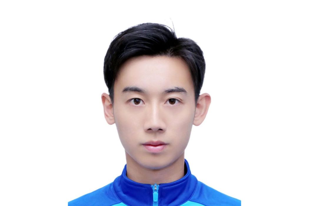 張桐(中國足球運動員) 張桐(中國足球運動員)