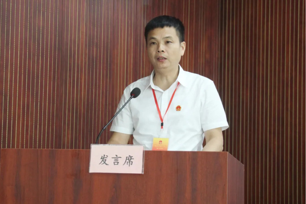 王永生(泉州市南安市洪梅鎮黨委副書記、鎮長) 王永生(泉州市南安市洪梅鎮黨委副書記、鎮長)