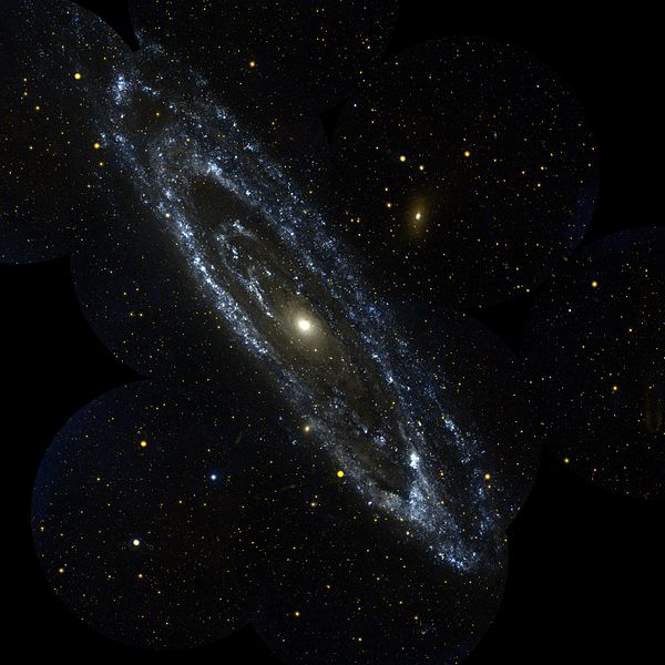 紫外線下所見到的仙女座大星系