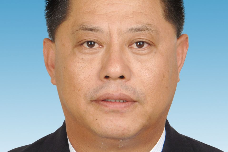 金明(安丘市農機服務中心黨委委員、副主任) 金明(安丘市農機服務中心黨委委員、副主任)
