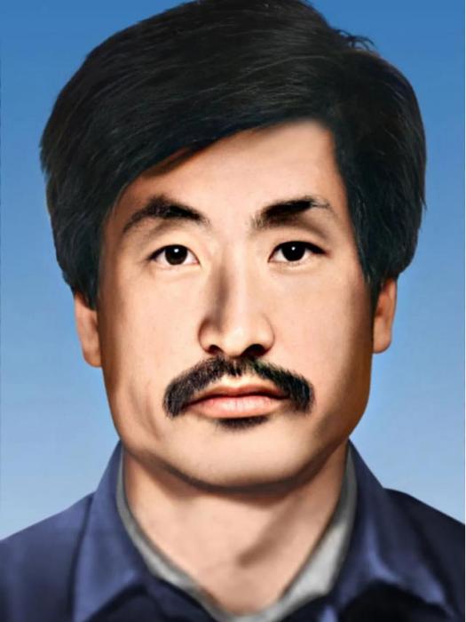王蘭軍(重大刑事犯罪負案在逃人員) 王蘭軍(重大刑事犯罪負案在逃人員)